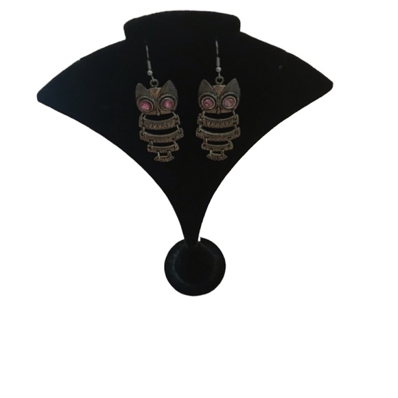 Owl  earrings with pink rhinestone eyes.   RD/BX - Picture 1 of 1